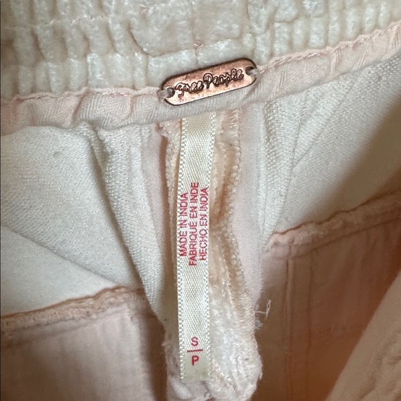 Free People Skip a Beat Velvet Cargo pants in light pink/ blush. Worn once EC - Picture 6 of 6